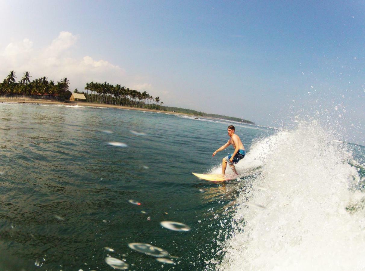 The Nyamo Surf & Stay プルカン エクステリア 写真